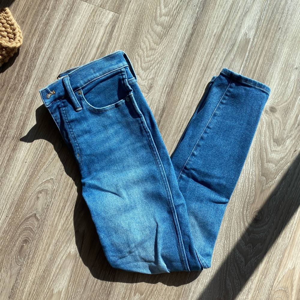 Madewell Skinny Jeans - size 26